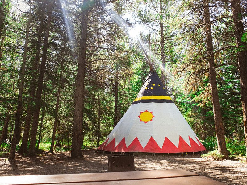 sundance-lodges-canada-glamping