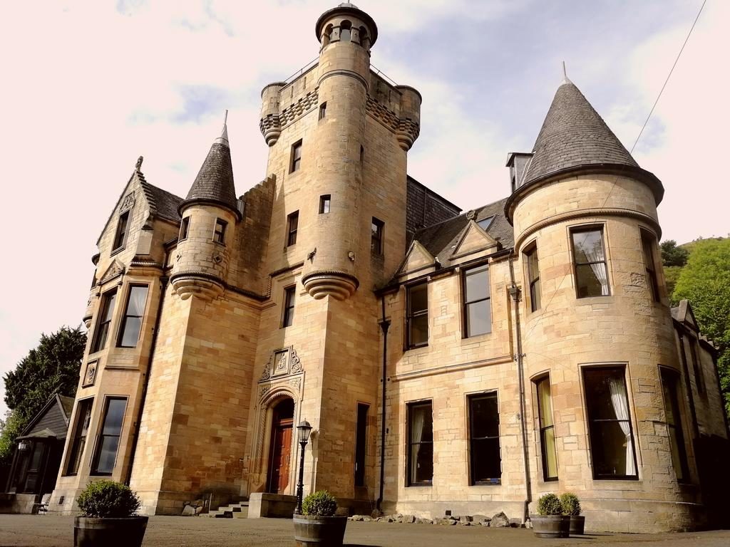 Broomhall-Castle