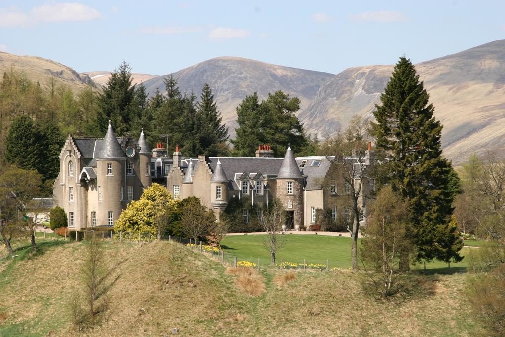 Dalmunzie-Castle