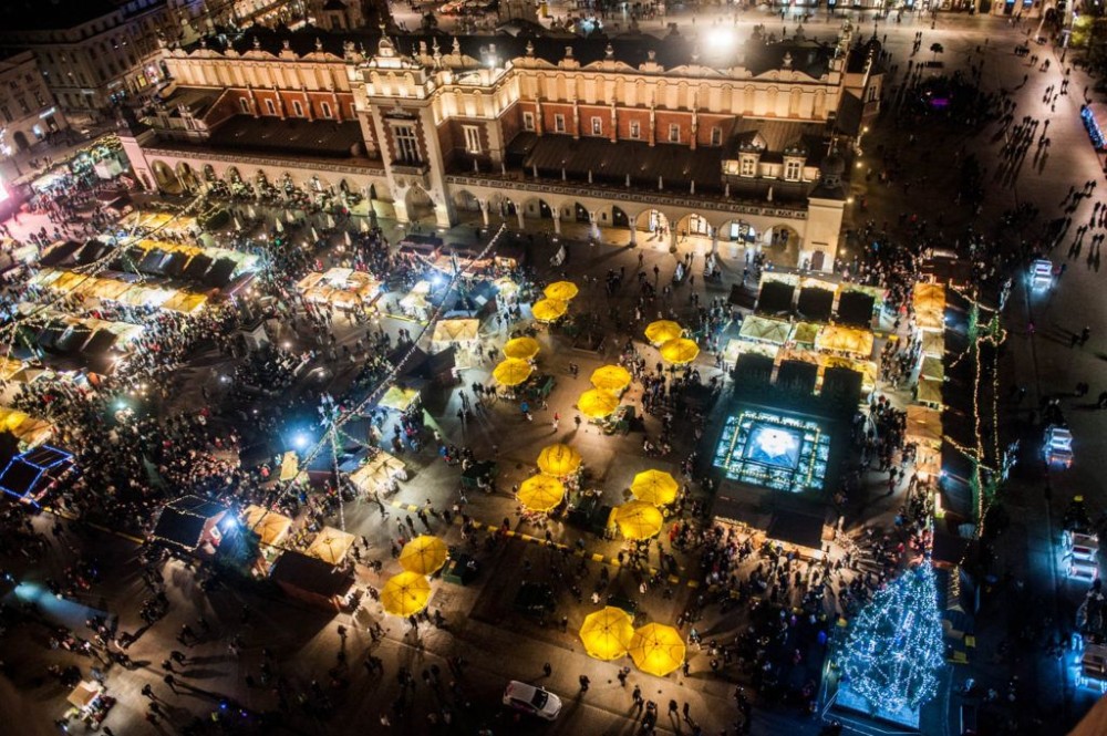 krakow-christmas-market-from-above