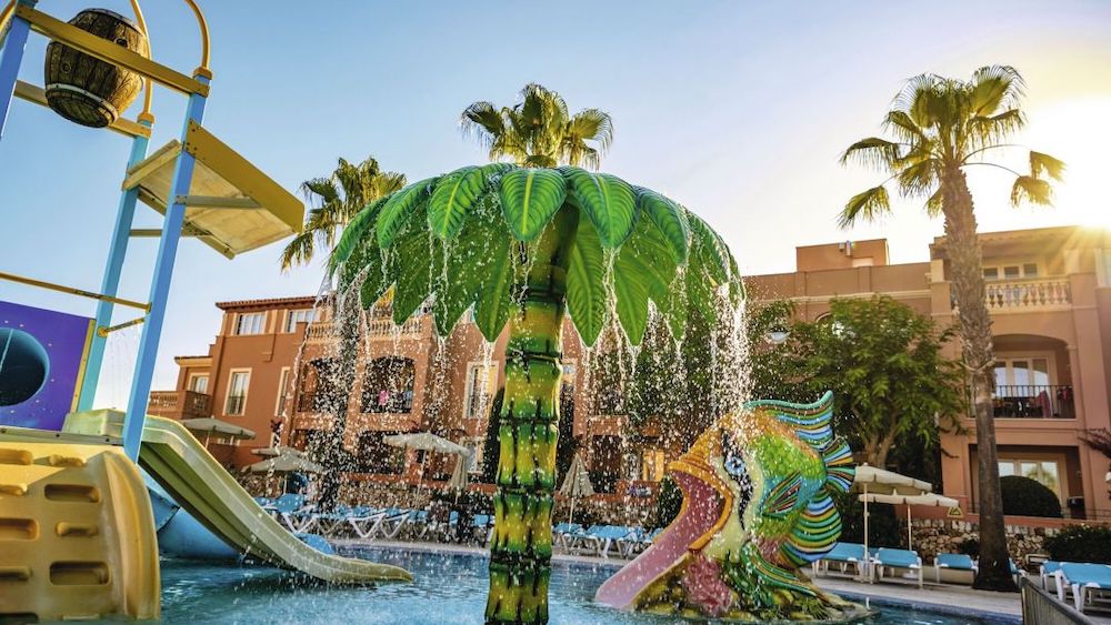 HOLIDAY VILLAGE MENORCA