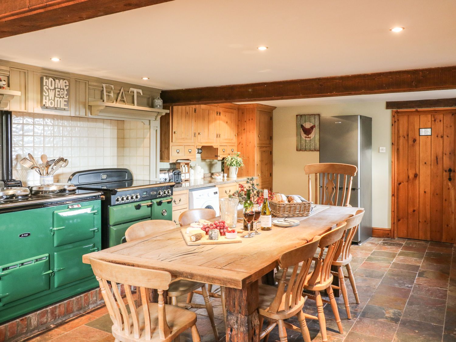 Best Remote Holiday Cottages in UK (Pet-friendly, Isolated, secluded lodges with hot tubs) Hazel Barn