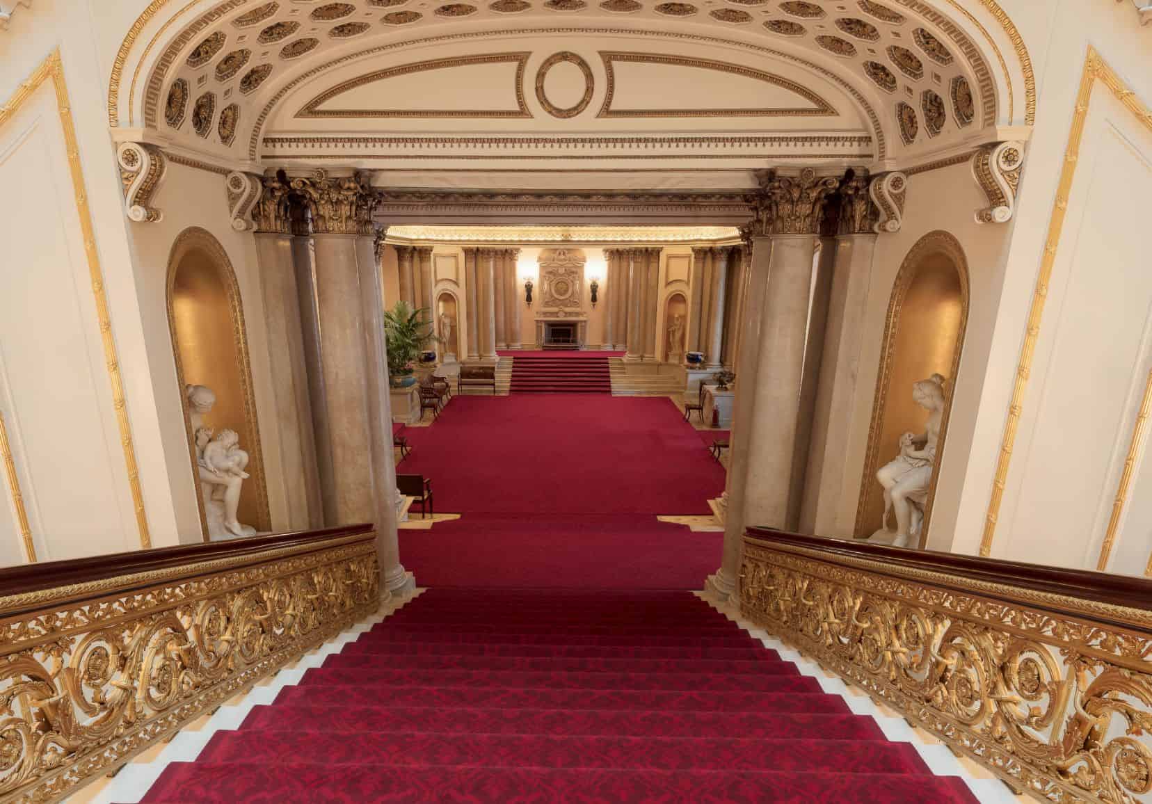 Buckingham Palace, London virtual tour - tourist destination