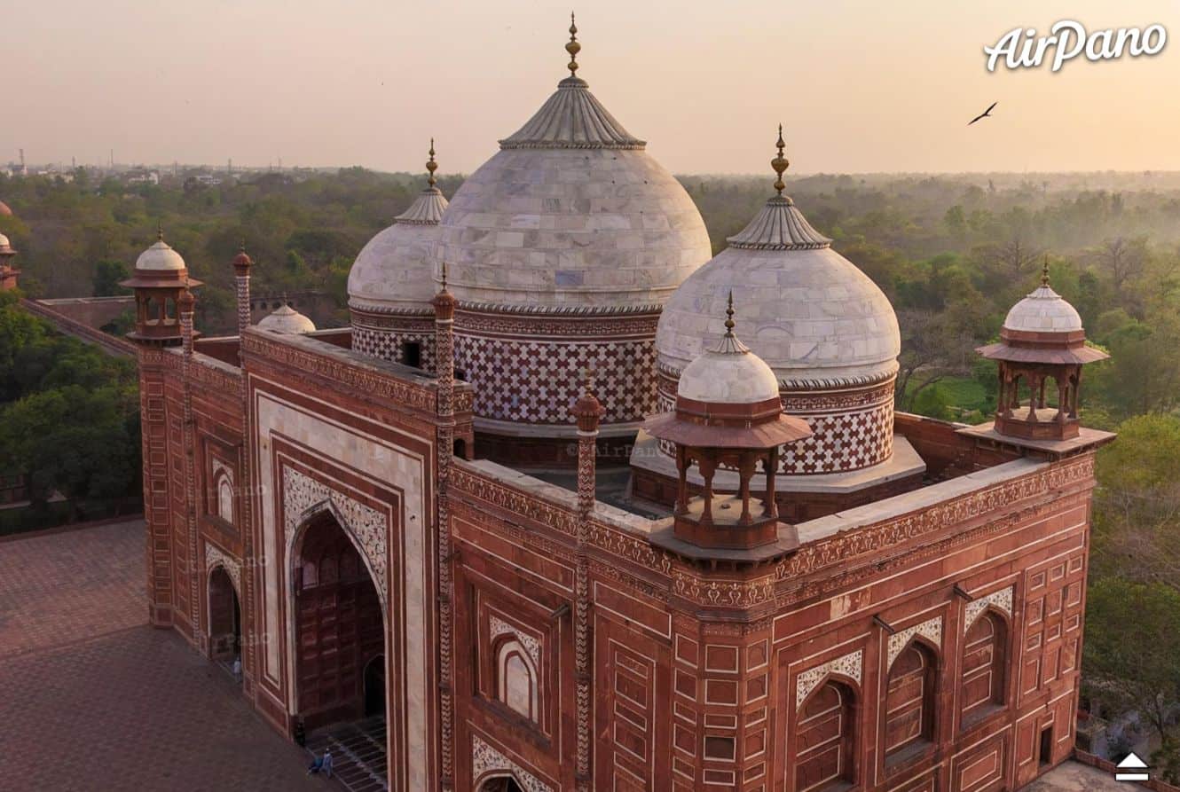 Taj Mahal virtual tour - virtual destination