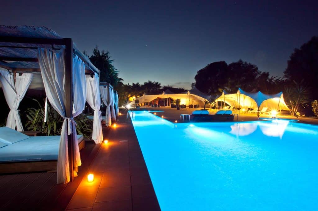 night swimming pool at agroturismo can jaume