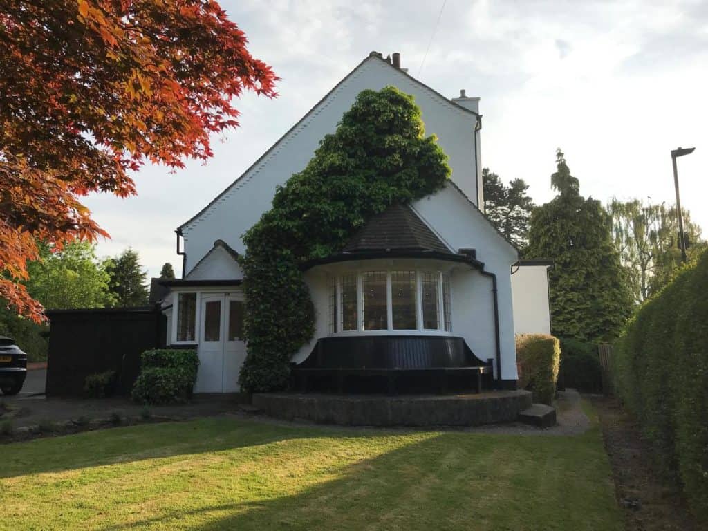 Dreamy exterior of family-friendly Old Farm Hotel, very near Cadbury World