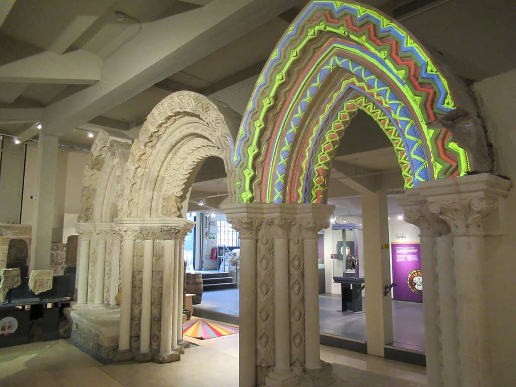 Arcs and architectural design at Yorkshire Museum