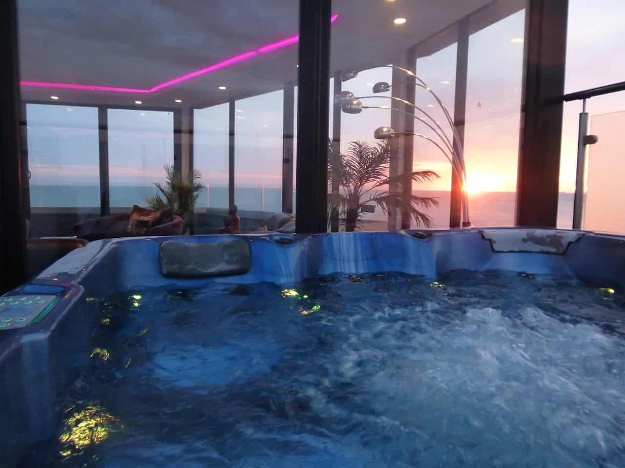 Bespoke Cleveleys Beachfront House (Near Blackpool) Updated 2022