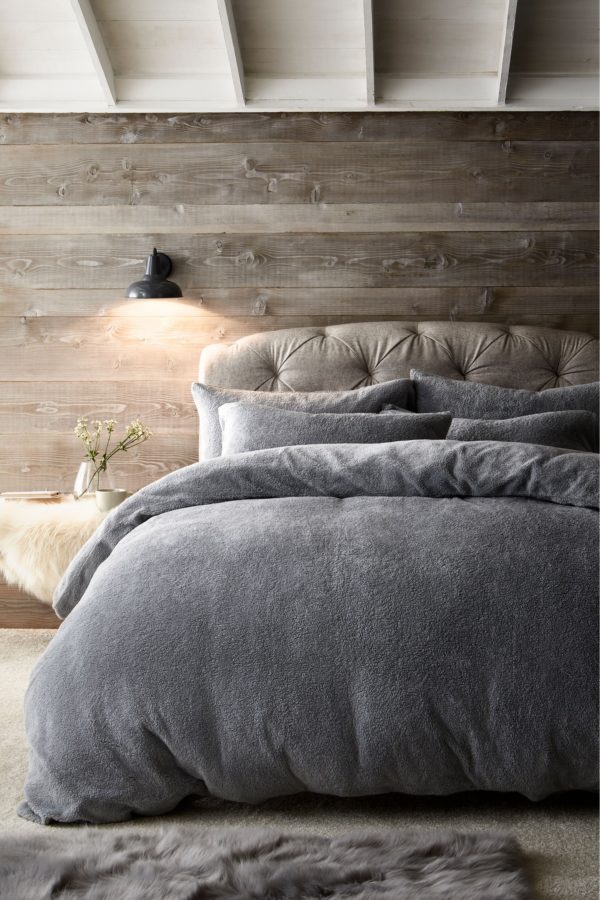 6 Best Teddy Bear Bedding Sets (2022 Buyers Guide)