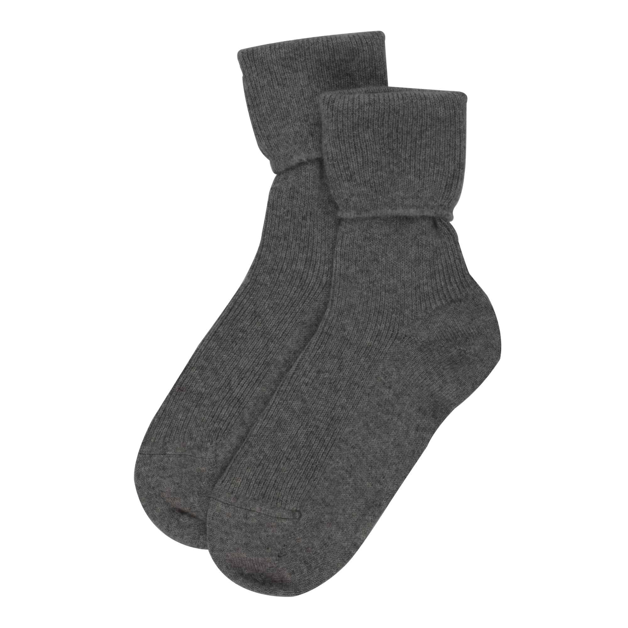 5 Best Cashmere Bed Socks In 2022 (White Company, Sock Shop, Amazon)