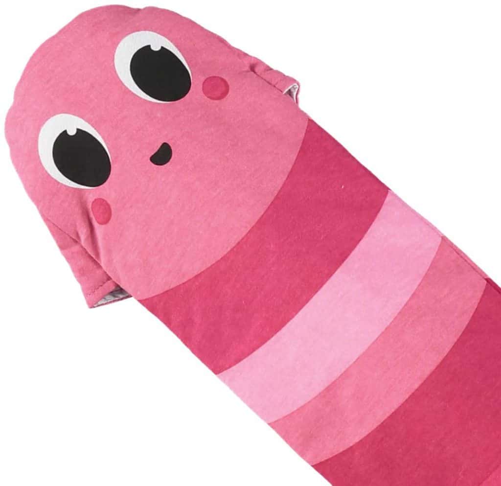 5 Best Long Hot Water Bottles In 2022 (Keep Your Whole Body Warm)