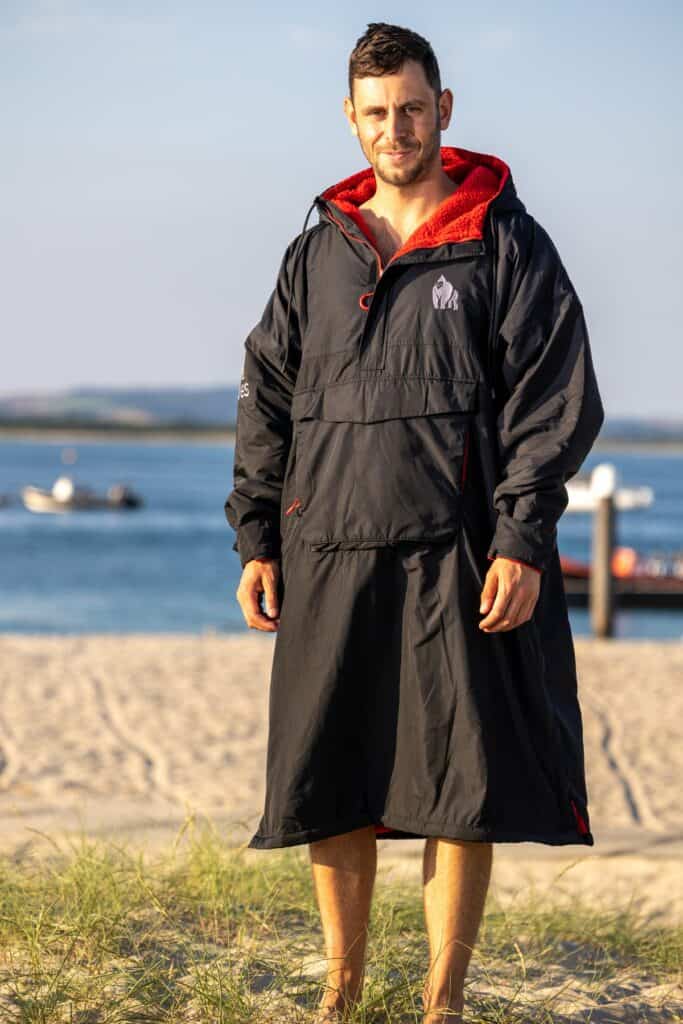 8 Best Dryrobe Alternatives 2022 (DryRobe UK) Changing Robes