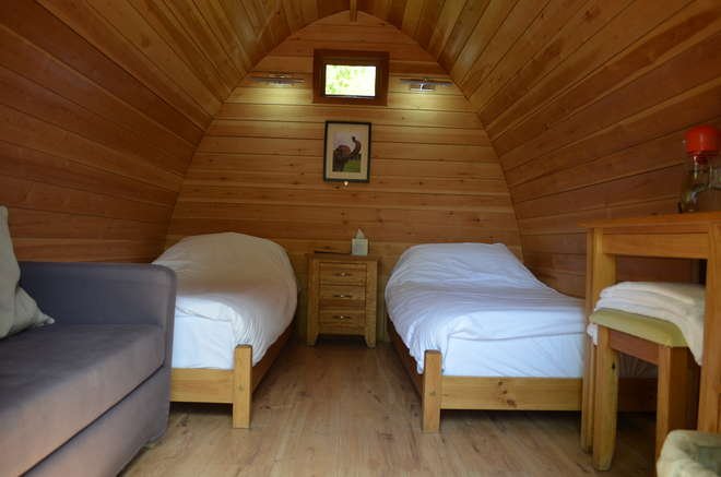 safari cabins uk